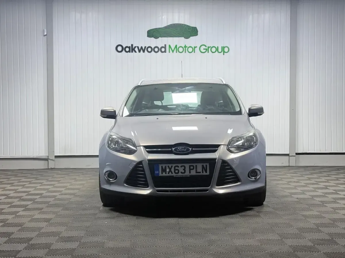 Used Ford Focus Titanium 125 HP (91 kW) 2013 Silver Estate