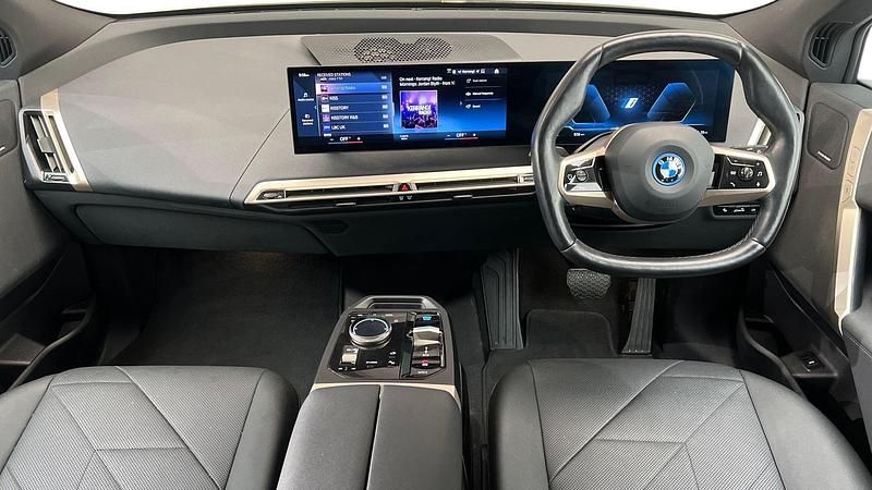 Used BMW iX M Sport 236 kW (322 HP) 2022 White SUV