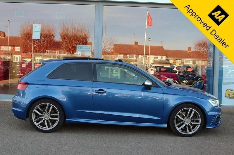 Used Audi S3 Sportback Design 300 HP (220 kW) 2016 Blue Hatchback