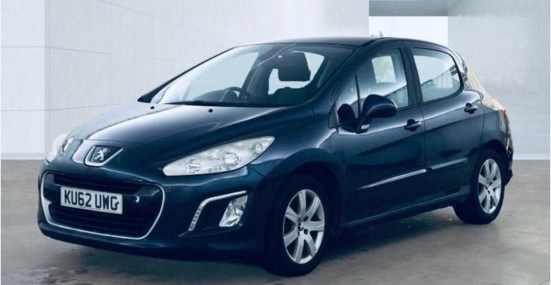 Used Peugeot 308 Active 92 HP (67 kW) 2012 Blue Hatchback
