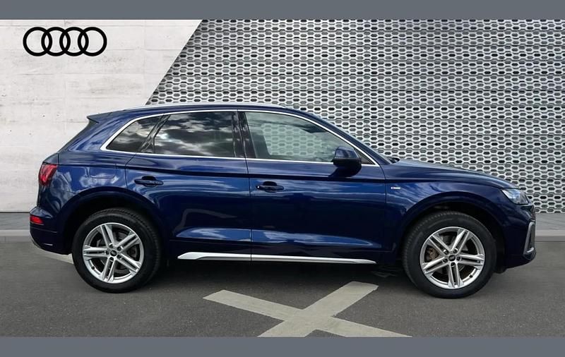 Used Audi Q5 S-Line 265 HP (194 kW) 2023 Blue SUV