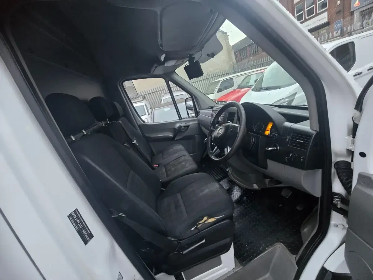 Begagnad Mercedes Sprinter 2014 Vit Van