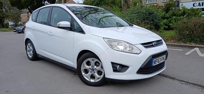 Used Ford C-MAX Zetec 105 HP (77 kW) 2013 White MPV