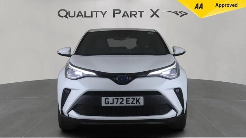 Used Toyota C-HR 122 HP (89 kW) 2022 White SUV