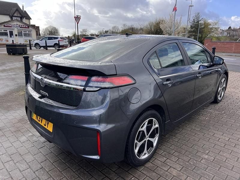 Used Vauxhall Ampera 111 kW (151 HP) 2014 Grey Hatchback