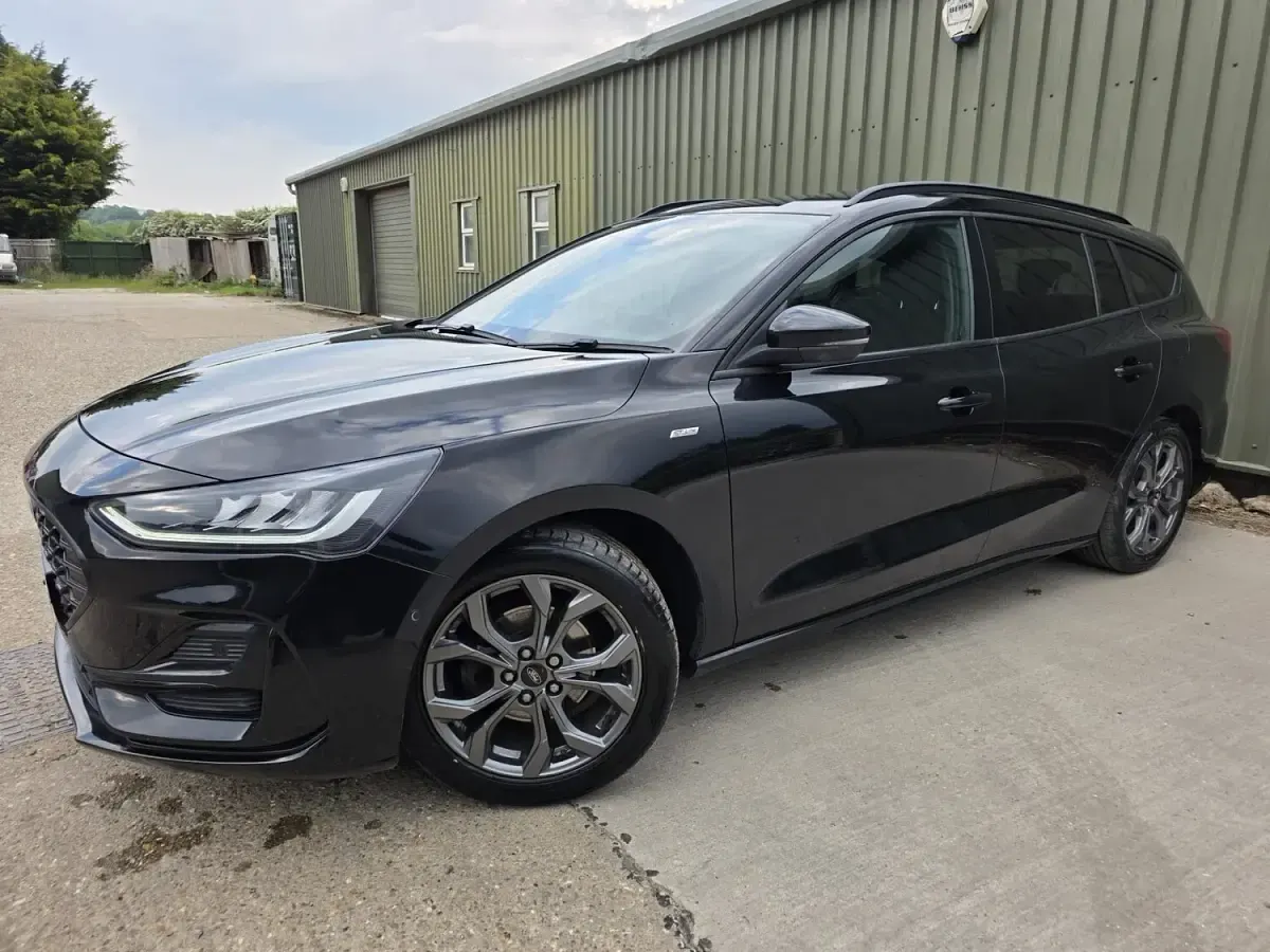 Used Ford Focus ST-Line 2022 Black Estate