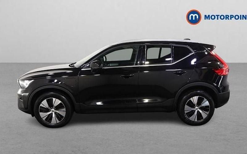 Used Volvo XC40 Core 211 HP (155 kW) 2022 Black SUV