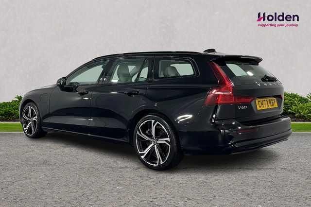 Used Volvo V60 Plus 345 HP (253 kW) 2022 Estate