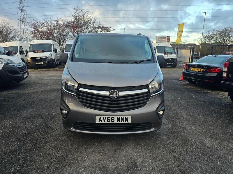 Used Vauxhall Vivaro Sportive 120 HP (88 kW) 2019 Grey MPV