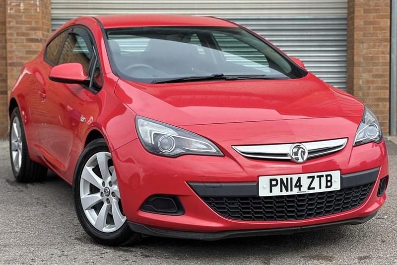 Used Vauxhall Astra GTC Sport 140 HP (102 kW) 2014 Coupe