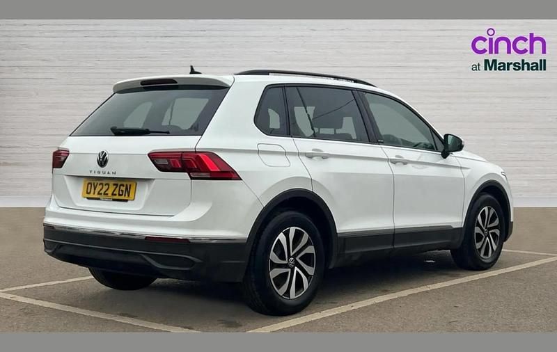 Used VW Tiguan Active 147 HP (108 kW) 2022 White SUV