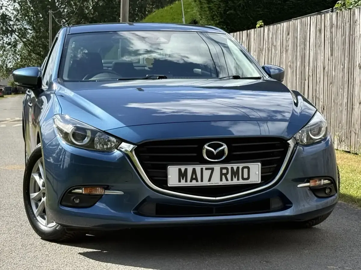 Used Mazda 3 2017 Blue Sedan