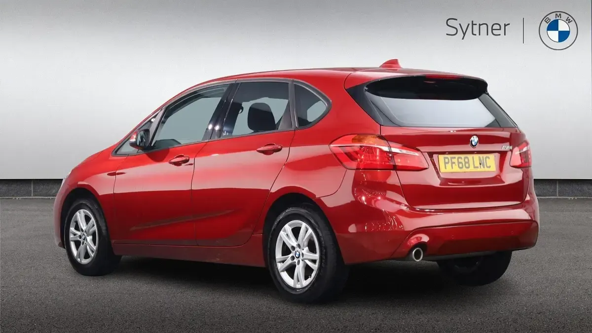 Used BMW 218 Active Tourer Performance 138 HP (101 kW) 2018 Red MPV