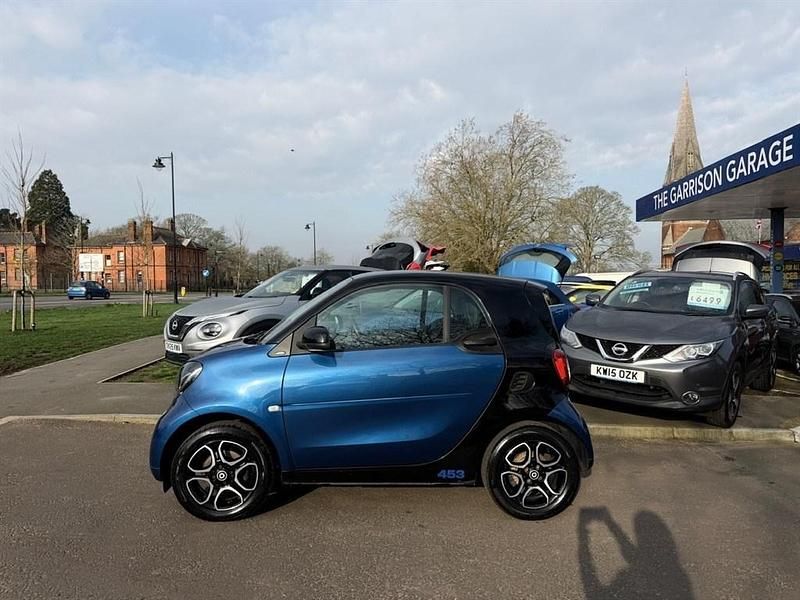 Used Smart ForTwo Coupé Premium 71 HP (52 kW) 2018 Black Coupe