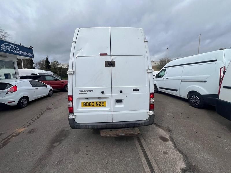 Used Ford Transit 125 HP (91 kW) 2013 White Van