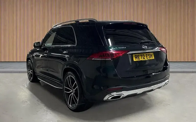 Used Mercedes GLE400 AMG line 330 HP (242 kW) 2022 Emerald green  metallic finish SUV