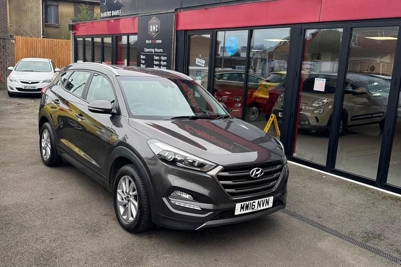 Grey Used 2016 Hyundai Tucson SE SUV | £9,400 (Good price) - Image 1/1