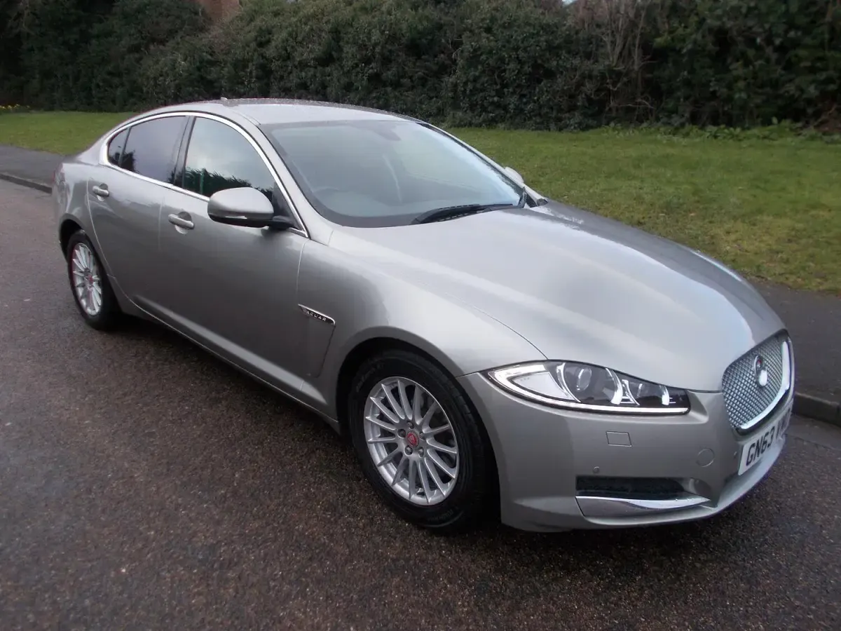 Used Jaguar XF Business Edition 163 HP (119 kW) 2013 Gold Sedan