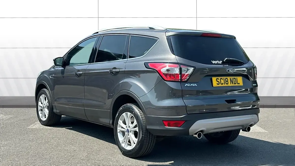 Used Ford Kuga Titanium 150 HP (110 kW) 2018 Grey SUV