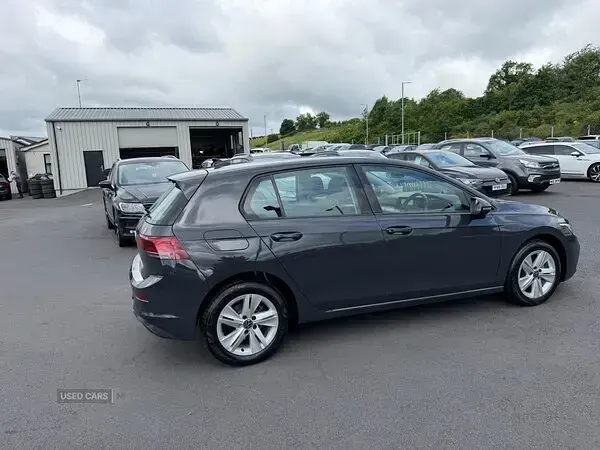 Used VW Golf VIII Life 130 HP (95 kW) 2024 Grey Hatchback