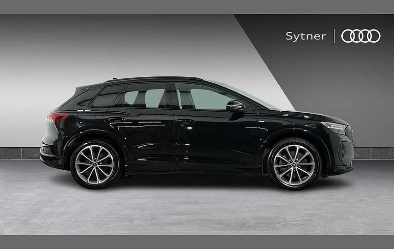 Used Audi Q4 e-tron Comfort 150 kW (204 HP) 2023 Black SUV