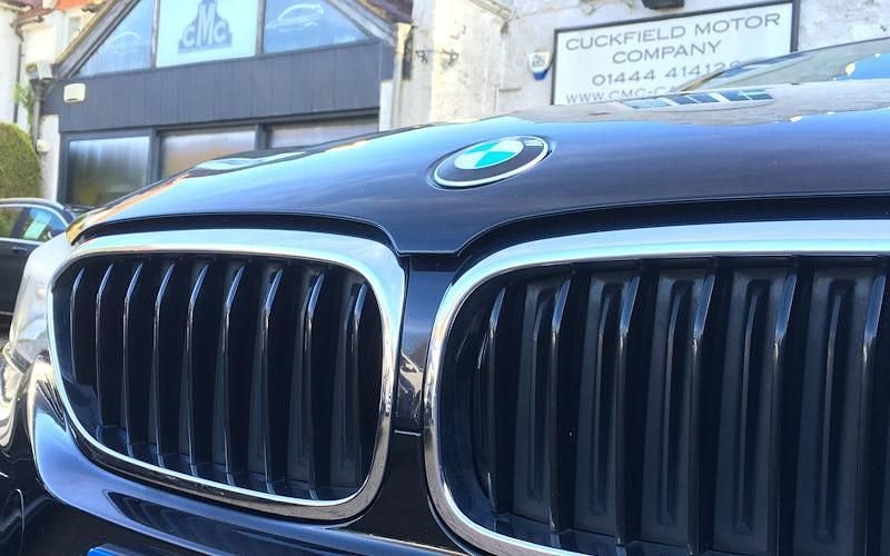 Used BMW 520 M Sport 190 HP (139 kW) 2019 Black Estate