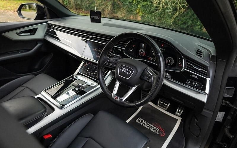 Used Audi Q8 S-Line 286 HP (210 kW) 2022 Black SUV