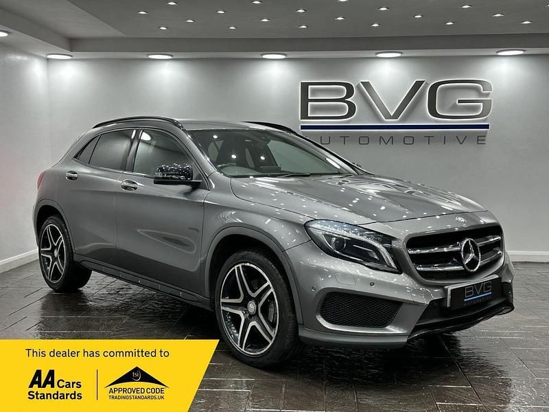 Grey Used 2015 Mercedes GLA220 AMG line SUV | £9,994 (Fair price) - Image 1/2