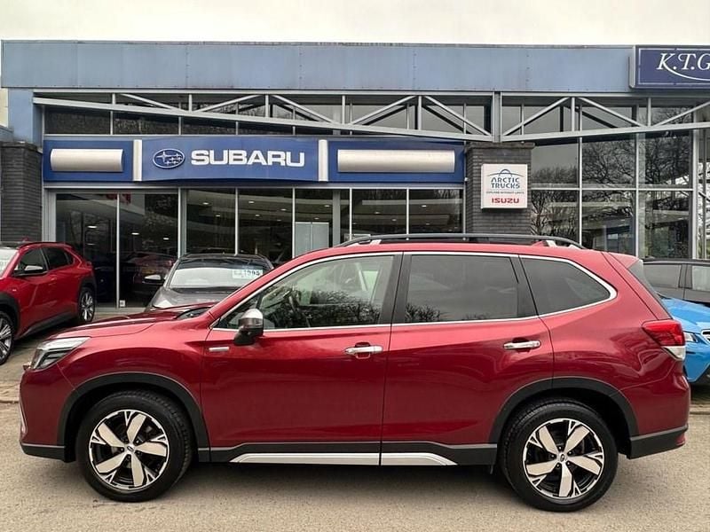Used Subaru Forester Premium 150 HP (110 kW) 2021 Red SUV