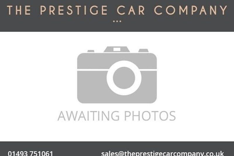 Silver Used 2016 VW Golf VII R Hatchback | £18,995 (Fair price) - Image 1/1