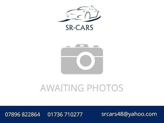 White Used 2010 Ford Fiesta Zetec Hatchback | £2,395 (Fair price) - Image 1/2