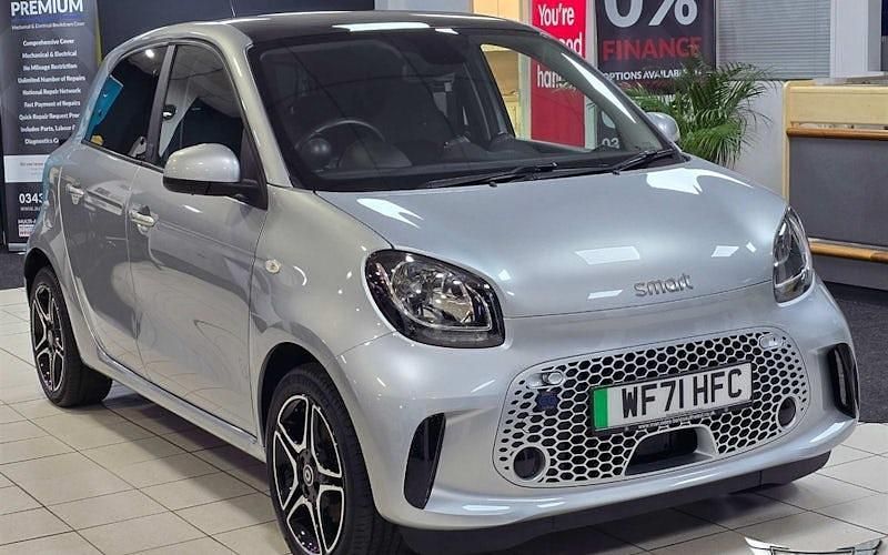 Used 2022 Smart ForFour Electric Drive Premium Hatchback | £8,495 (Fair price) - Image 1/3