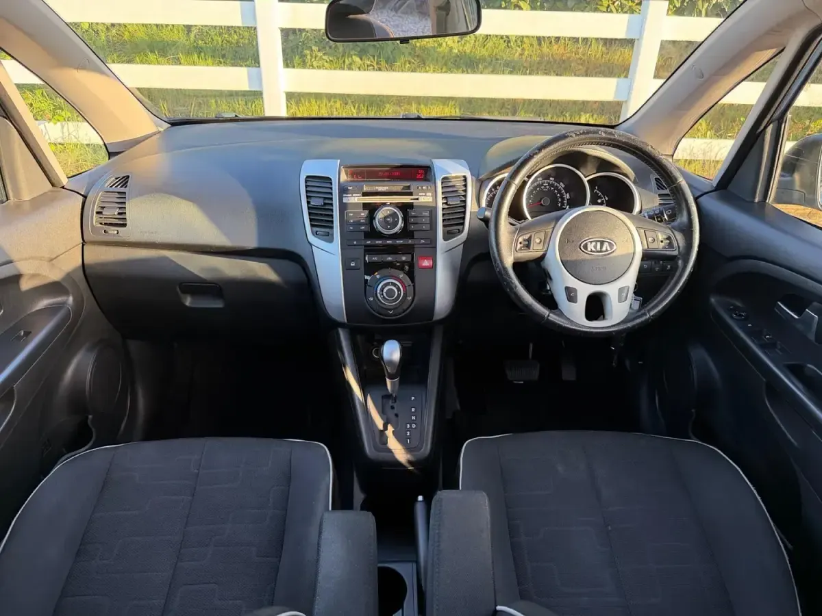 Used Kia Venga 2012 Blue Hatchback
