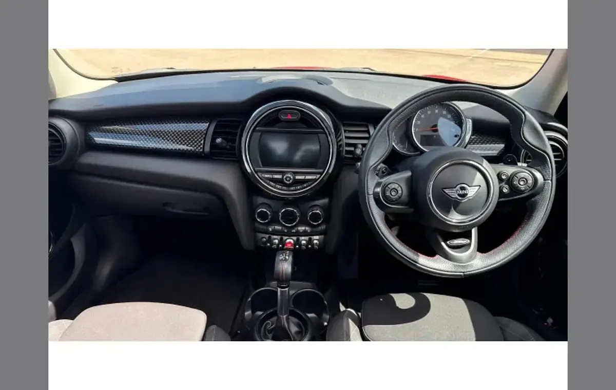 Second-hand Mini Cooper S Chili 192 CP (141 kW) 2017 Roșu Hatchback