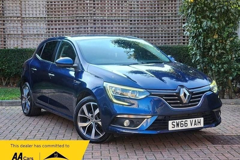 Used 2017 Renault Mégane IV Dynamique Hatchback | £7,990 (Fair price) - Image 1/1