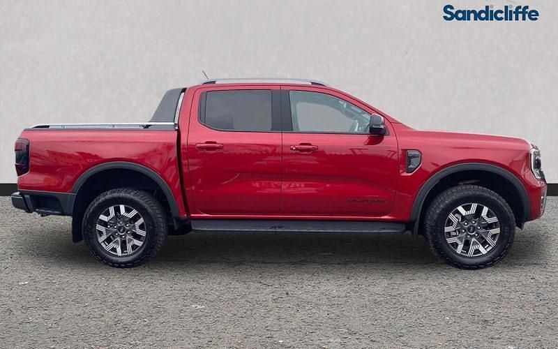 Used Ford Ranger Wildtrack 281 HP (206 kW) 2025 Lucid red Pickup