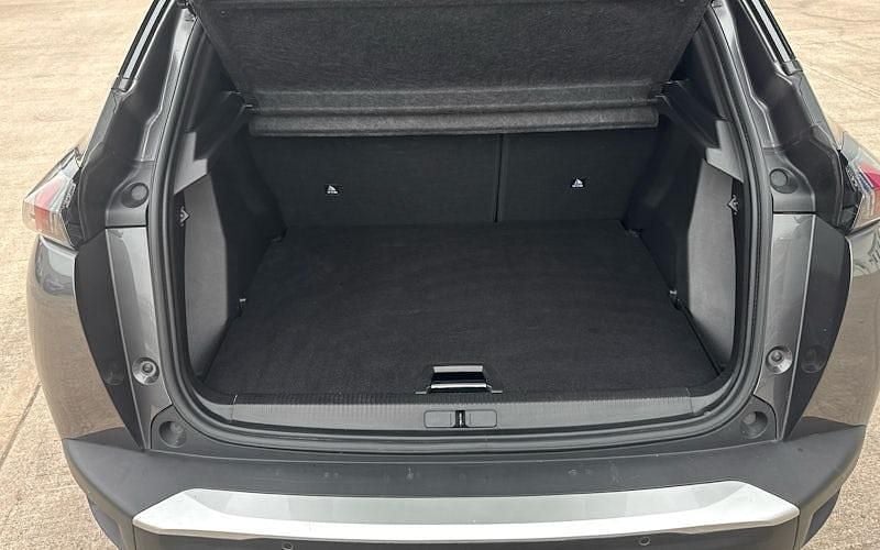 Used Peugeot 2008 Allure+ 101 HP (74 kW) 2023 Grey SUV