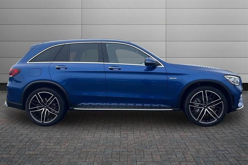 Used Mercedes GLC43 AMG Premium Plus 390 HP (286 kW) 2022 Spectral blue Estate