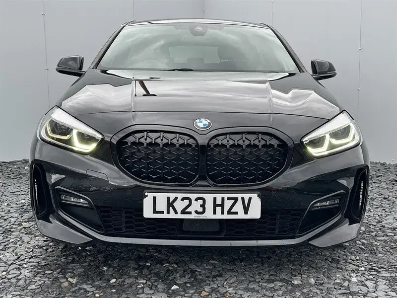 Used BMW 118 M Sport 136 HP (100 kW) 2023 Black Hatchback