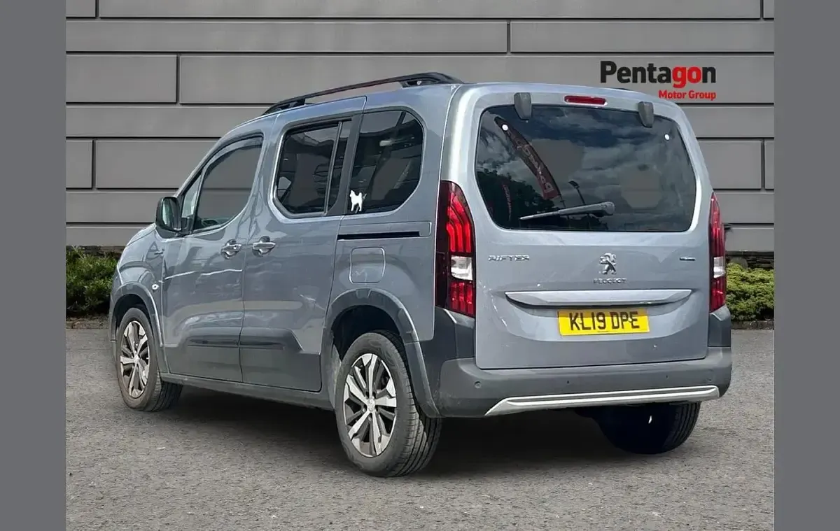 Used Peugeot Rifter GT-line 110 HP (80 kW) 2019 Grey MPV