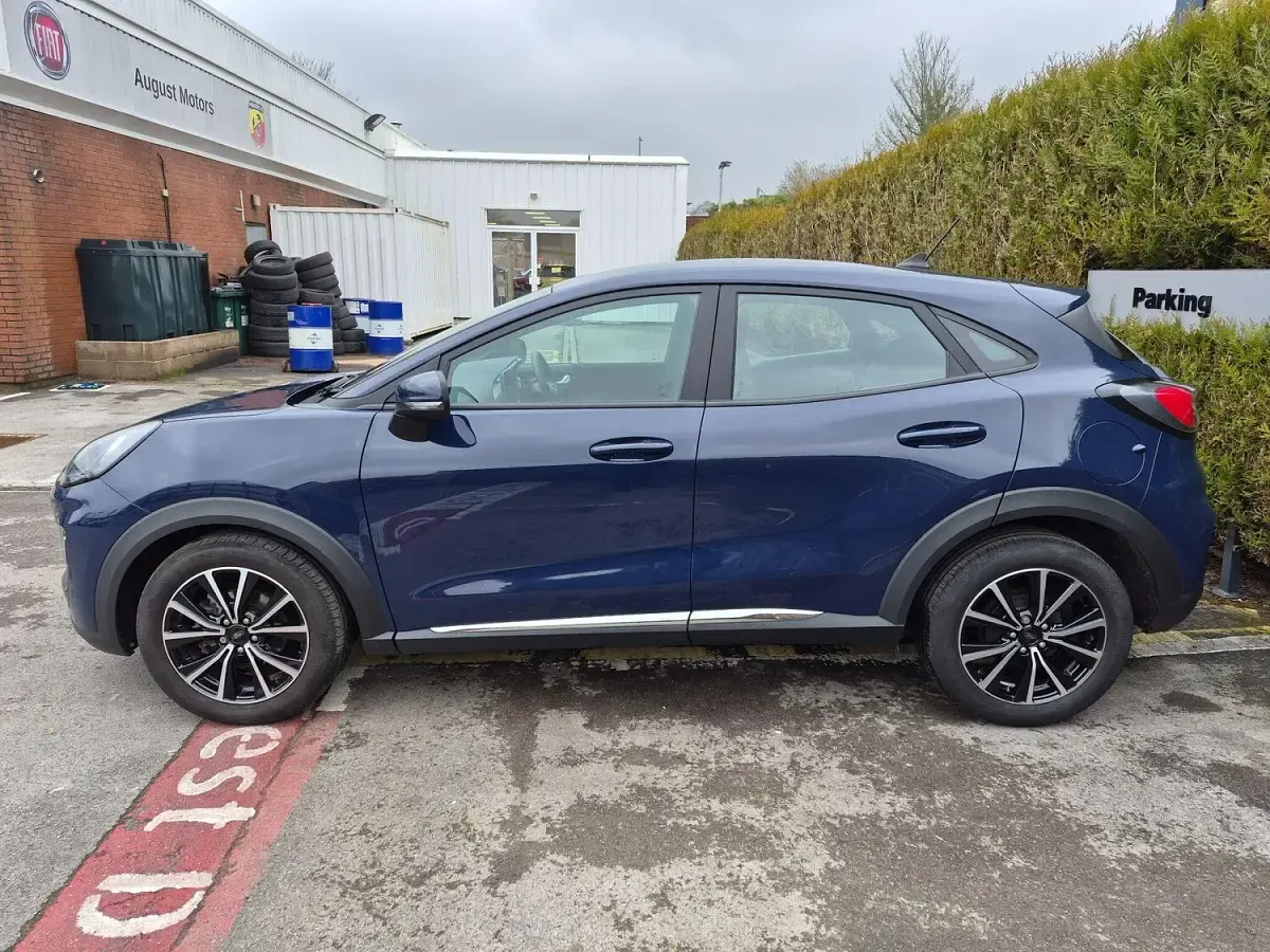 Used Ford Puma Titanium 123 HP (90 kW) 2022 Blue Hatchback