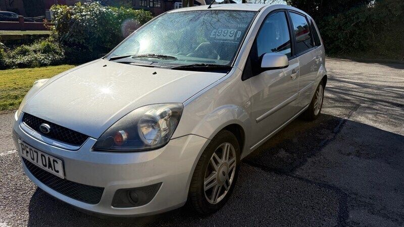 Silver Used 2007 Ford Fiesta Ghia Hatchback | £999 (Super price) - Image 1/4