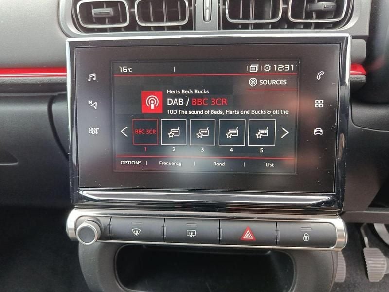 Used Citroën C3 Flair 81 HP (59 kW) 2018 Black Hatchback