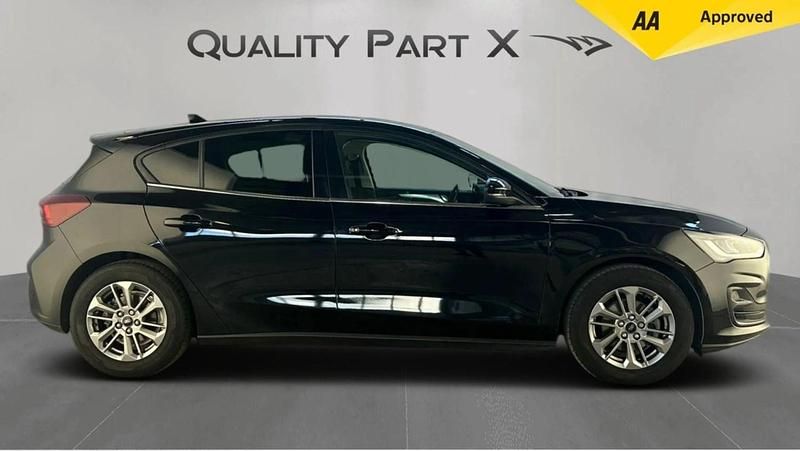 Used Ford Focus Titanium 125 HP (91 kW) 2024 Black Hatchback