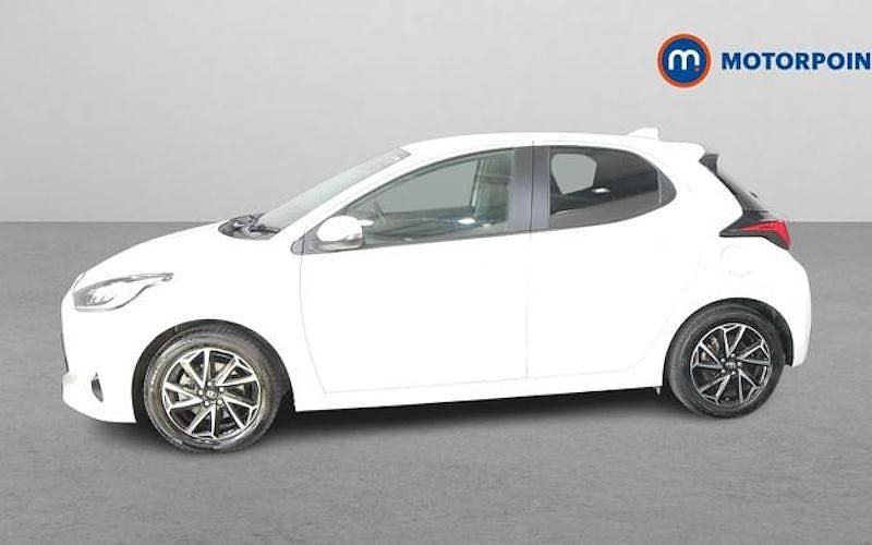 Used Toyota Yaris Hybrid Design 116 HP (85 kW) 2026 Hatchback