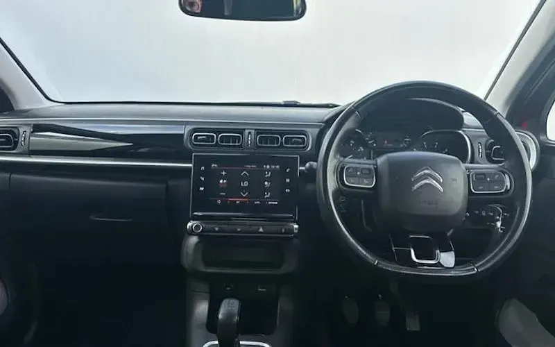 Used Citroën C3 Flair 83 HP (61 kW) 2019 Red Hatchback