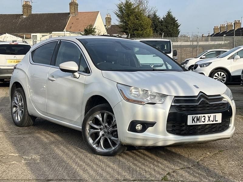 Used Citroën DS4 2013 White Hatchback