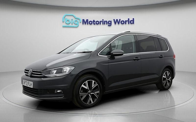 Used VW Touran SEL 150 HP (110 kW) 2024 MPV