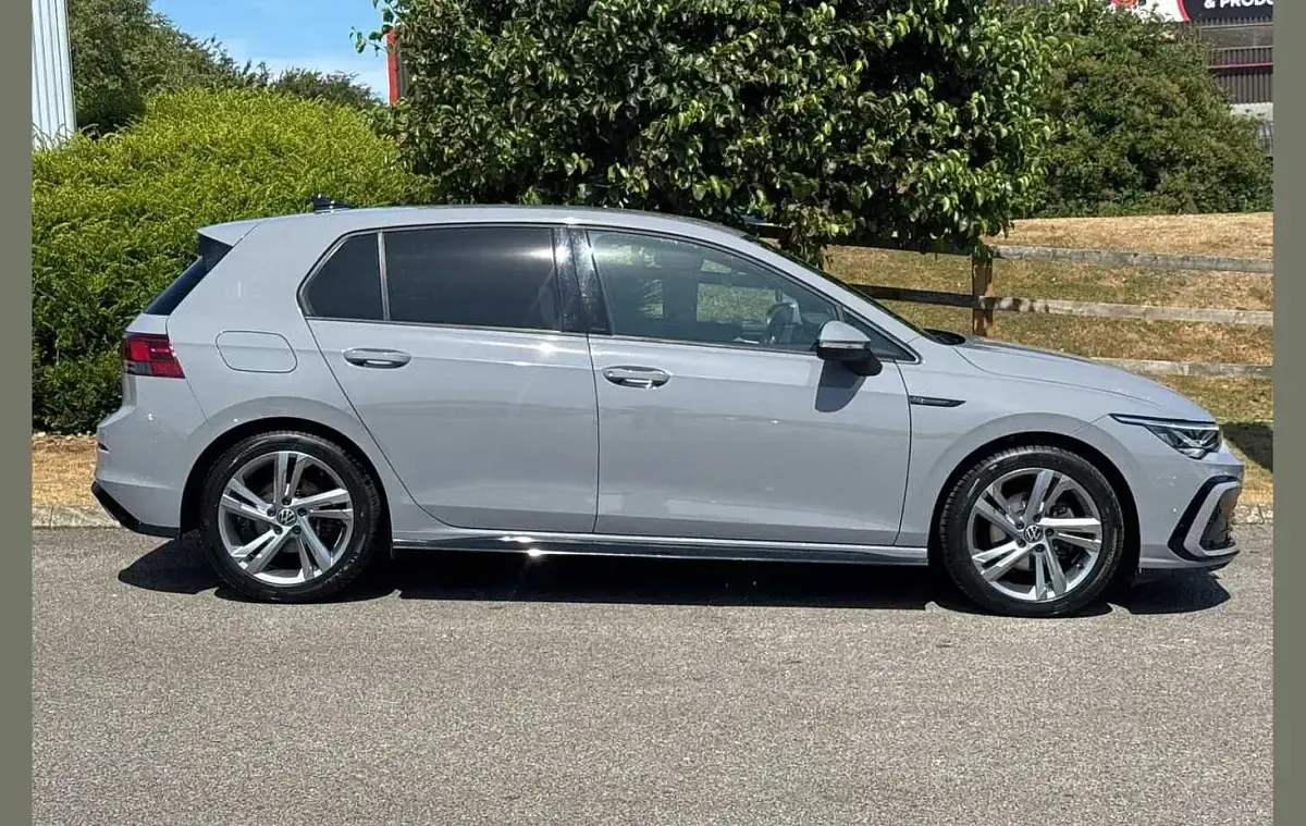 Used VW Golf VIII R-line 147 HP (108 kW) 2024 Grey Hatchback