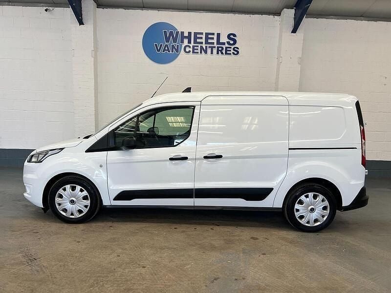 Used Ford Transit Connect Trend 100 HP (73 kW) 2022 White MPV